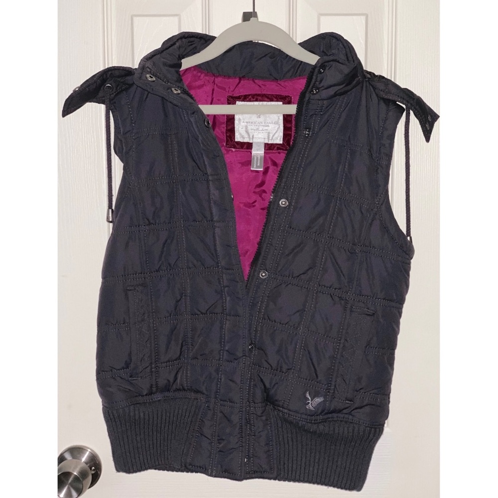 AE Quilted Hooded Vest